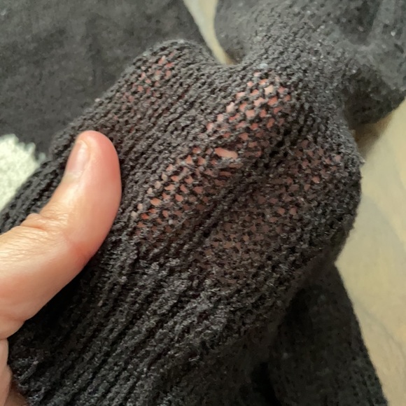 Knit Daisy Pattern Garage Long Sleeve Top - Picture 8 of 11